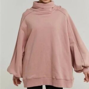 LIT Whisper Ladies Oversized Turtleneck Sweatshirt. Medium. Pale pink